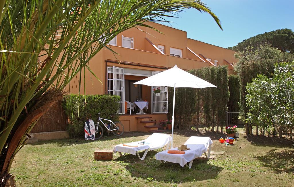 Casa Adosada En Platja De Pals By Apartaments Golf Kültér fotó